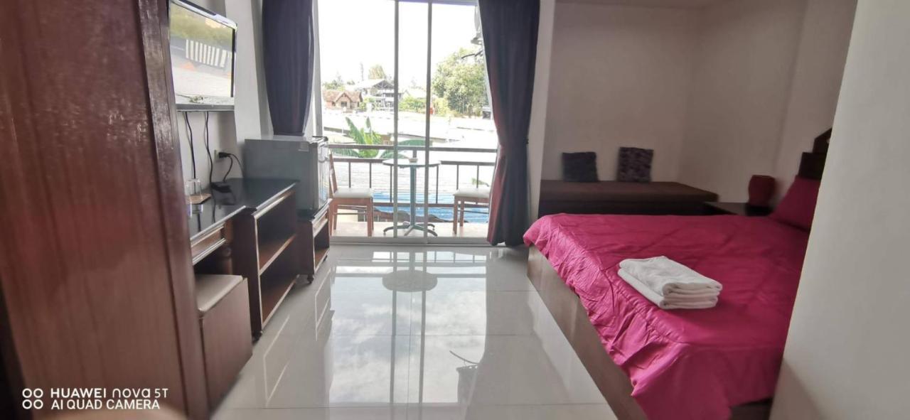 Sure Guesthouse Kamala Beach Extérieur photo